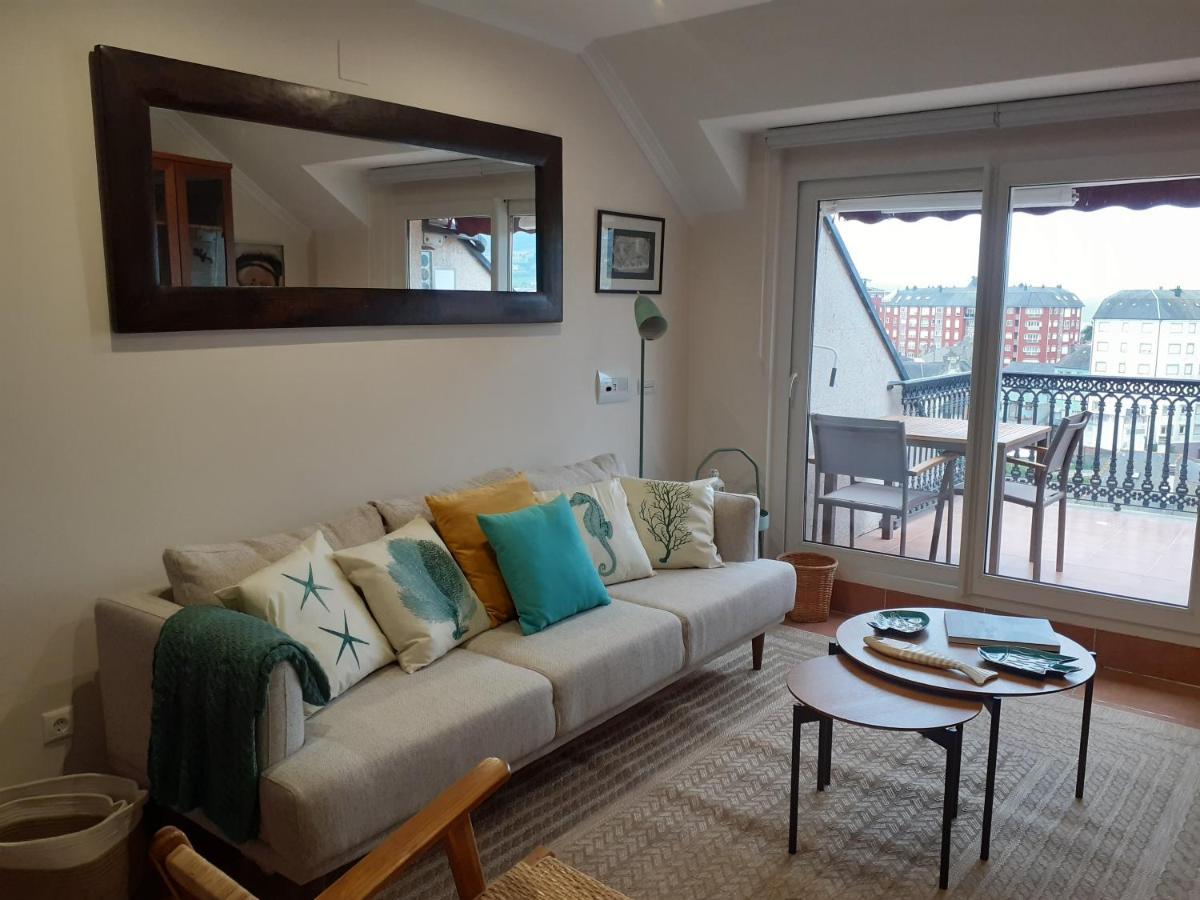 Atico Con Terraza Y Piscina Comunitaria Apartman Ribadeo Kültér fotó